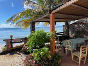 Maison Bord de mer ANITA avec plage privée